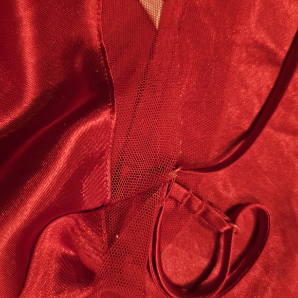 Victoria's Secret Cherry Red Maxi Gown '08 - Picture 10 of 10